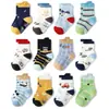 BÁSICOS PARA NIÑOS Calcetines de algodón nuevos con dibujos animados para niños de Amazon, calcetines antideslizantes para el suelo, calcetines de media pantorrilla para bebé, calcetines para niñas