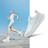 Zapatillas de Running Ligeras Hongxing Erke Ultra-Ligeras para Mujer Verano Transpirables Suela Suave Zapatos Deportivos Malla Yoga Fitness Zapatos para Mujer