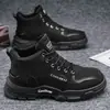 Zapatos de otoño para hombre, nuevas botas Martin, zapatos de trabajo de caña alta, antideslizantes, de suela gruesa y a la moda para todo tipo de combinaciones, botas cortas para hombre, zapatos de protección laboral