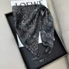 Venta al por mayor del fabricante Bufanda Triangular de Satén de Doble Capa Nueva Coreana para Primavera y Otoño Bufanda para el Cuello Chal Cinturón Suave y Sedoso
