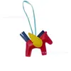 Pendente de Pônei Mais Vendido Transfronteiriço Pingente de Bolsa de Couro PU Chaveiro de Carro Pingente de Bolsa de Pégaso Ano do Cavalo Pequeno Presente