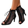 Sapatos femininos plus size transfronteiriços 2024 nova moda saltos agulha malha vazada sandálias sexy moda cadarço tecido