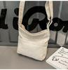Bolsa de Lona Versátil Casual Japonesa y Coreana para Mujer Nuevo Estilo Verano 2026 Estudiante Universitario Viajero Estilo Perezoso Bolso de Hombro Único Cruzado