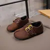 Zapatos para Niña Otoño Estampado Leopardo Mary Janes Birkenstocks 2026 Nuevos Zapatos Casuales de Cuero con Dedos Divididos para Niños Zapatos de Una Sola Capa Primavera y Otoño