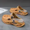 2025 Nuevas Chanclas Hengnuo al por mayor transfronterizas Zuecos de Verano para Hombre Zapatos de Playa Oferta Principal de Promoción