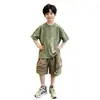 Conjunto de Pantalones Cortos Cargo de Manga Corta Camuflados para Niños Verano 2026 Nuevo Estilo de Verano Atuendo Moderno Fresco para Niños Pequeños y Mayores Dos Piezas