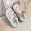 Zapatos de Encaje Arkham para Niñas 2026 Otoño Nuevo Estilo Zapatos Infantiles de Suela Suave Cómodos Zapatos Planos Pequeños para Niños Medianos y Mayores Zapatos Individuales con Moño