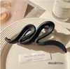 Pinza de Garra Mate Color Café para Mujer, Nuevo Modelo 2026, Pinza Grande para el Cabello Grueso, Accesorio para el Cabello Tipo Pinza de Tiburón