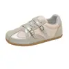 Zapatillas Blancas para Mujer 2026 Primavera Nuevas Versión Coreana Estilo Ins para Estudiantes Femeninas Deportivas Casual Versátiles Zapatos de Skate Estilo Callejero W105