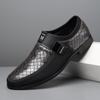 Novos Sapatos de Couro Transfronteiriços para Homens, Sapatos Formais Slip-On da Moda para Homens de Negócios, Sapatos de Comércio Exterior para Homens, Sapatos de Outono e Inverno, Mocassins