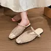 Elegantes Mocasines Planos de Malla Estilo Hada con Correa de Perlas, Zapatillas de Media Punta Cerradas para Mujer, Sandalias Slip-On