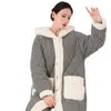 Pijama Quente com Capuz Xadrez para Mulheres, Espessado com Forro de Algodão, Conjunto de Roupão Longo Coral Fleece para Casa, Estoque Pronto de Fábrica (Vermelho)