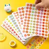 Pegatinas de recompensa de florcitas rojas y estrellas para elogiar a estudiantes de primaria, niños de preescolar con dibujos animados y pegatinas especiales de pulgar hacia arriba para maestros