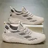 2026 Nova Primavera Sapatos de Coco com Solado Macio Tênis de Corrida Estrangeiros Tendência para Homens Sapatos Esportivos Casuais para Homens