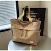 Bolsa Tote Estilo Japonês Feminina Estilo Ocidental Grande Capacidade 2024 Nova Moderna Popular na Internet Moda High-end Nicho Bolsa de Ombro Bolsa de Mão