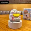 Baimao Original Ornamento Hamster Foodie Resina Exquisita Criativa Figura de Ação Alívio de Estresse Decoração de Mesa para Casa