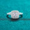 Anillo de Plata 925 con Moissanita Corte Princesa para Mujer, Lujo Ligero, Sensación de Alta Gama, Chapado en Platino, Joyería de Estilo Europeo y Americano, Joyería al por Mayor Transfronteriza