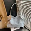 Bolso tote grande de moda estilo coreano para ir al trabajo, nuevo modelo 2026, con estampado de estrellas y lunares, con lazo, para llevar debajo del brazo, bolso escolar para mujer