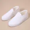 Grulla de Almohada Blanca 2026 Nuevo Primavera Old Beijing Zapatos de Tela Zapatos Casuales para Mujer Antideslizantes Completamente Negros Zapatos de Tela de Caña Baja Lona