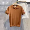 Polo de punto estilo europeo para hombre y mujer, camiseta de manga corta elástica ajustada de moda con cuello en V en capas, top de trabajo en blanco y negro