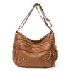 Comercio Exterior Mezclilla Cuero Bolso de Madre Popular Remache Bolso Cuadrado Pequeño Moderno para Mujer Multibolsillo Gran Capacidad Bolso de Hombro