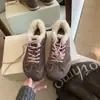 Versión de Cuero Suave~Pajarita Inclinada de Felpa Zapatos de Entrenamiento Alemanes para Mujer, Nuevas Zapatillas Versátiles Cálidas de Moda Invernal