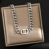 Collar de Acero de Titanio Plateado de Venta Caliente en TikTok Live para Mujer, Cadena para Clavícula Versátil de Nicho de Moda, Celebridad de Internet, Joyería que no se decolora