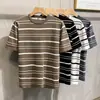 Camiseta Rayada de Manga Corta Retro a la Moda para Hombre Verano Moderna Delgada Casual Transpirable Versátil Cuello Redondo Manga Media