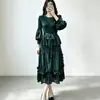 Ropa de mujer transfronteriza: Vestido Issey Miyake con mangas de farol, ceñido a la cintura, tie-dye, diseño de volantes, vestido único y elegante de longitud media
