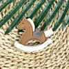 Nuevo Colgante Lindo de Carrusel Colgante de Cuero PU Accesorio Hecho a Mano Adorno de Animal Decoración de Alta Gama