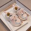 Zapatillas de deporte para niñas, primavera y otoño 2025, nuevo estilo coreano, con lazo de perla, zapatos de torre, zapatillas de correr casuales de malla para niños