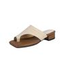 Sandalias tejidas de estilo retro francés para vacaciones para uso exterior de mujer 2025 Verano Nuevas Sandalias de nicho de tacón grueso