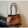 Bolso de Hombro Retro Transfronterizo Gran Capacidad para Mujer Bolso de Axila Nuevo Estilo Otoño 2026 Simple y a la Moda Bolso de Hombro para el Trabajo