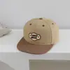 Nueva Gorra de Béisbol para Bebé con Logo de Letra Estilo Callejero Europeo y Americano Gorra Plana Hip-Hop Infantil Comercio Exterior Sombrero de Sol para Senderismo de Primavera