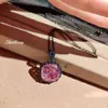 Nuevo Conjunto Rosa de Diamantes Cuadrados Gruesos Estilo Oscuro, Anillo Personalizado de Oro Negro, Collar Colgante Femenino, Tesoro de Color Diamante de Alto Carbono