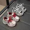 Tenis para niños zapatos de niño 2025 primavera nuevo estilo niños medianos y grandes zapatos casuales de malla zapatos para correr zapatos de papá de niña