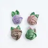 Habitación de Flores Tela de Dos Colores Rosa Flor Tridimensional Flor Decorativa para Ropa Ramillete de Flores Ropa Accesorios para la Cabeza Ropa
