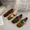 Sapatos Mary Jane Femininos, estilo novo, com enfeites de strass, tira, salto grosso, tira única, camurça, aumento interno de altura, bico quadrado, estilo francês 2026