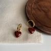 Pendientes de amor rojo esmaltado francés para mujer, estilo Hong Kong, estilo nicho, para Año Nuevo, estilo vintage.