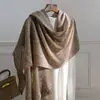 Xale Grande de Caxemira Pura para Mulheres Outono Inverno Sensação de Alto Padrão Cachecol Aquecedor de Pescoço Envoltório Externo Espesso e Quente Cachecol de Caxemira de Luxo Leve