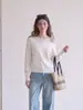Top asimétrico de hombros descubiertos, suéter de punto blanco para mujer, nuevo estilo coreano de primavera, suéter único y hermoso de manga larga 9422