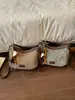 Bolsa pequena tecida requintada transfronteiriça para mulheres, nova moda outono 2026 bolsa transversal versátil, bolsa popular de ombro único estilo bolinho