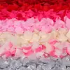 Pétalas de rosa artificiais decoração de declaração de casamento flores para jogar na mão proposta de Dia dos Namorados criar romance arranjo de quarto de casamento fonte