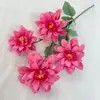 Simulación de Nuevo Producto Transfronterizo Arreglo Floral de Dalia de 4 Cabezas para Boda Flor de Jardín Artificial Arreglo Floral Guía de Carretera Flor de Seda Hecha a Mano Venta al por Mayor