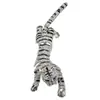Moda Retro Europea y Americana Broche de Tigre Año Zodiacal del Tigre Pin Conmemorativo de Aleación de Diamante Unisex Corsage Decorativo