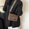 Bolsos Pequeños de Moda de Este Año 2026 Nuevos Bolsos de Hombro Cruzados Retro Europeos y Americanos para Otoño e Invierno Bolsos Cuadrados Pequeños Elegantes de Nicho