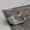 2026 Novos Sapatilhas de Ballet para Meninas Primavera/Verão Sapatos Planos de Calçar Sapatilhas Mary Jane Vazadas Rasas Casuais para Crianças