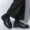 Colección de otoño transfronteriza: mocasines, con flecos, estilo retro, zapatos de cuero extragrandes, zapatos de vestir y casual de negocios a la moda, mocasines de talla grande, zapatos para hombre