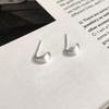 Pendientes Cepillados de Plata Pura S999 para Mujer, Versátiles Estilo Ins Lujo Ligero de Gama Alta Minimalistas, Accesorios para Orejas Minimalistas de Plata Pura