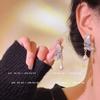 Diseño de estilo frío aretes de botón de media mariposa colgante de perla moda para mujer aretes de alta gama para combinar con todo aretes al por mayor